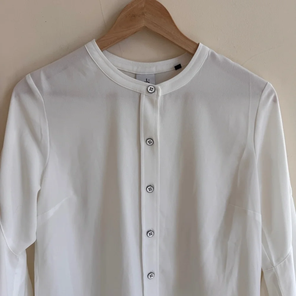 CAbi White Float Top 3/4 Ruffle Bell Sleeve Womens Size S Blouse 5521